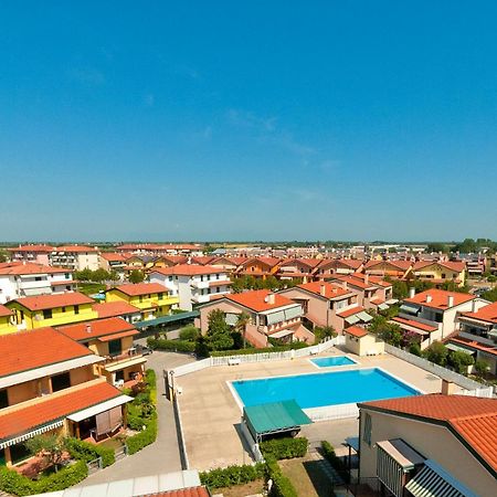 Villaggio Cristina Каорле Екстериор снимка