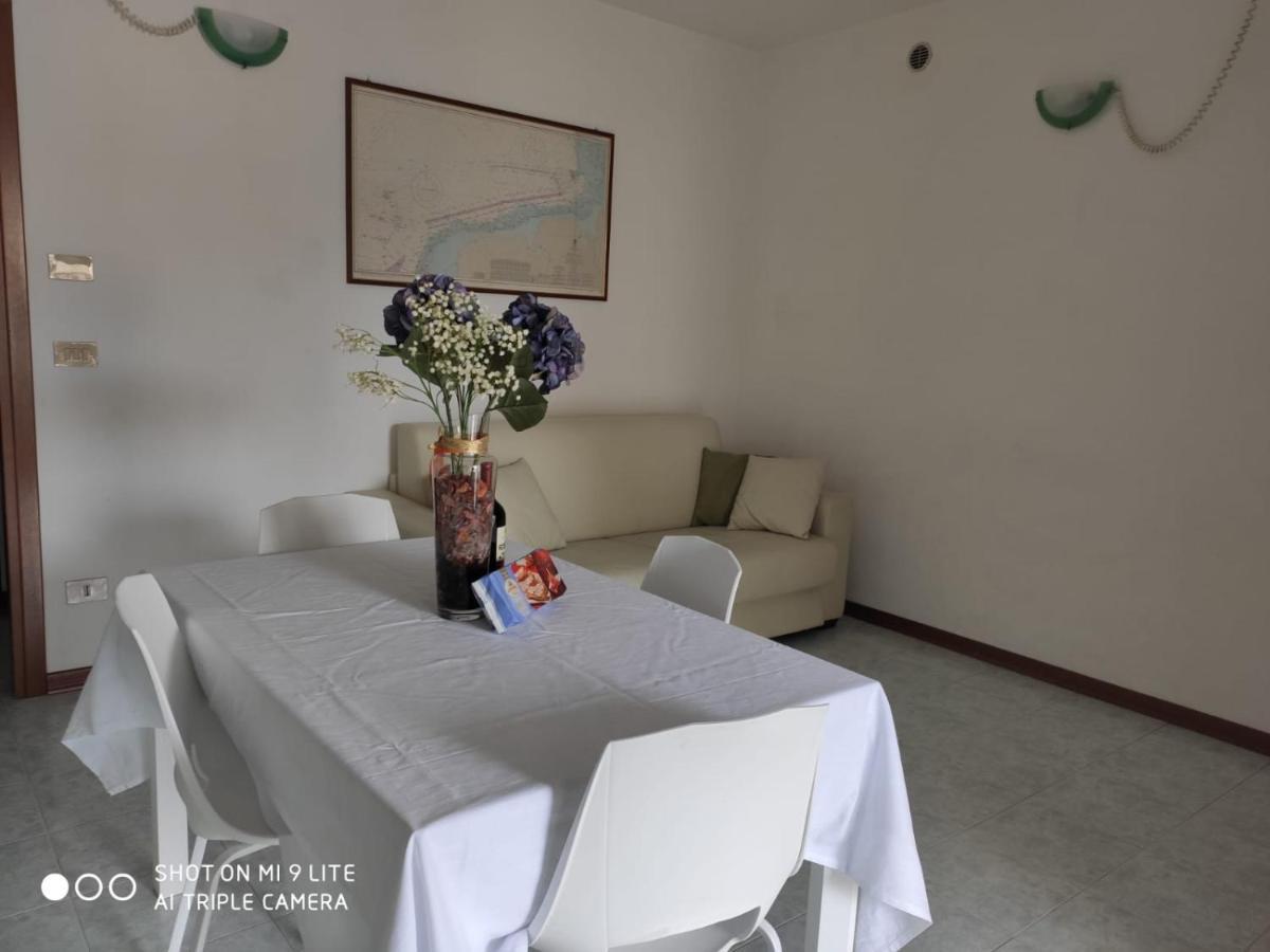 Villaggio Cristina Каорле Екстериор снимка