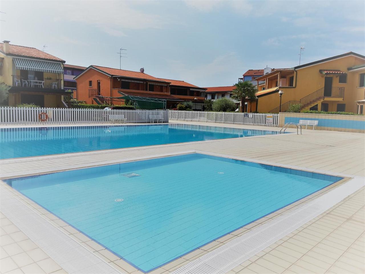 Villaggio Cristina Каорле Екстериор снимка